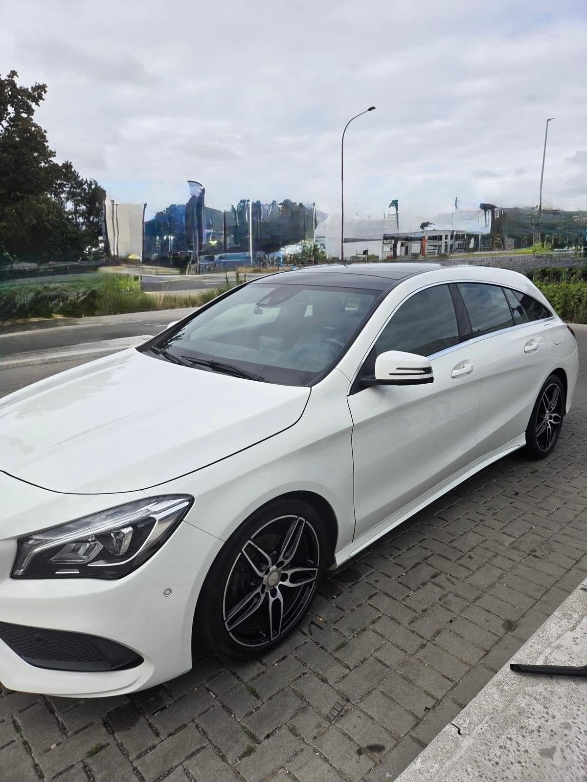 Mercedes-Benz CLA 180 Shooting Brake AMG Sport – 2016, CLA, Multifunctioneel stuurwiel, Te koop, Elektrisch