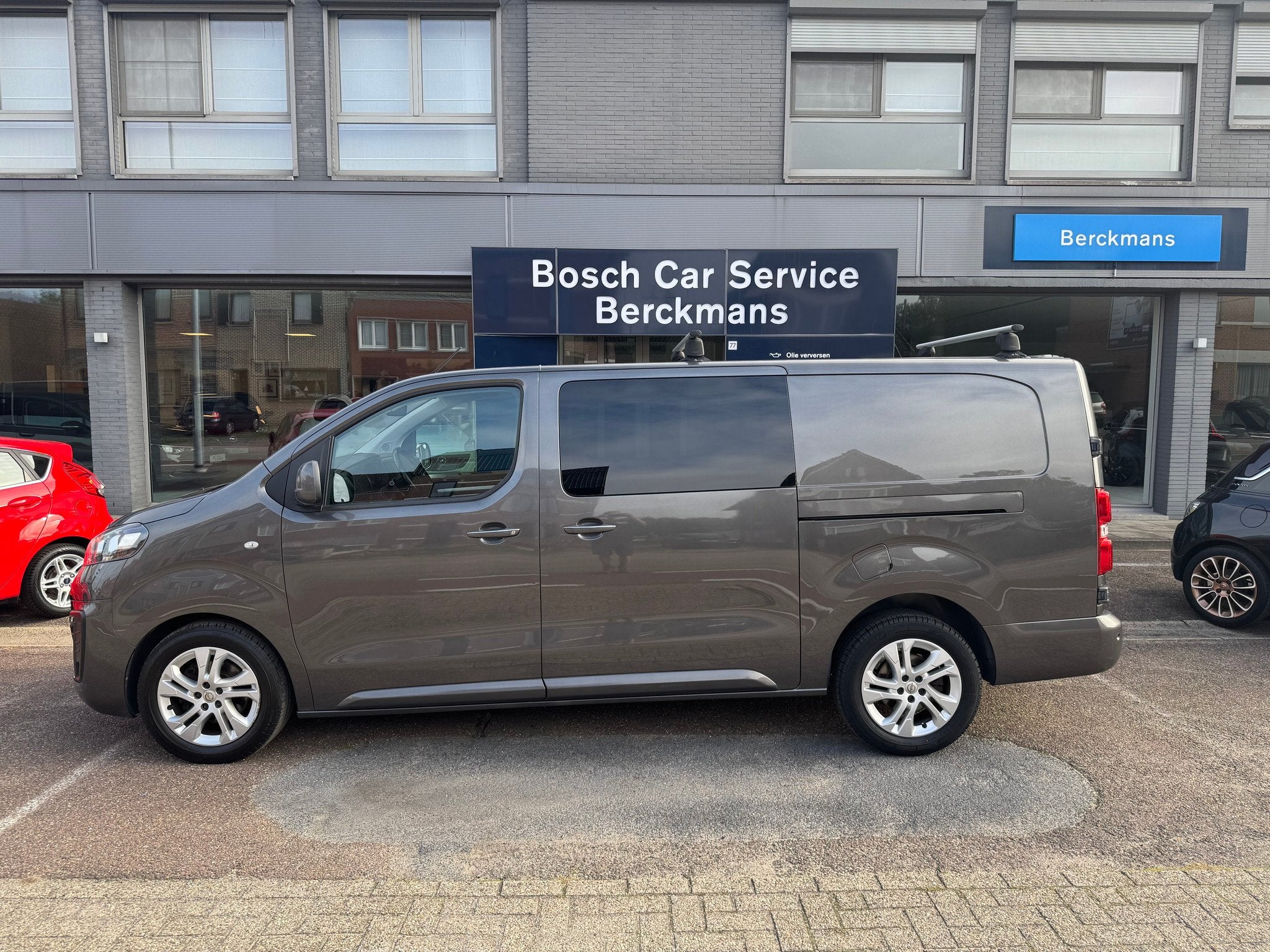 Opel Vivaro C Dubbele cabine 2.0D 2 schuifdeuren, Voorwielaandrijving, Stof, Euro 6, 4 cilinders