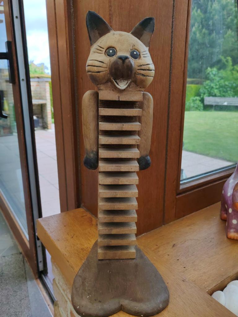CD-plank in de vorm van een kat, Ophalen, Cd's