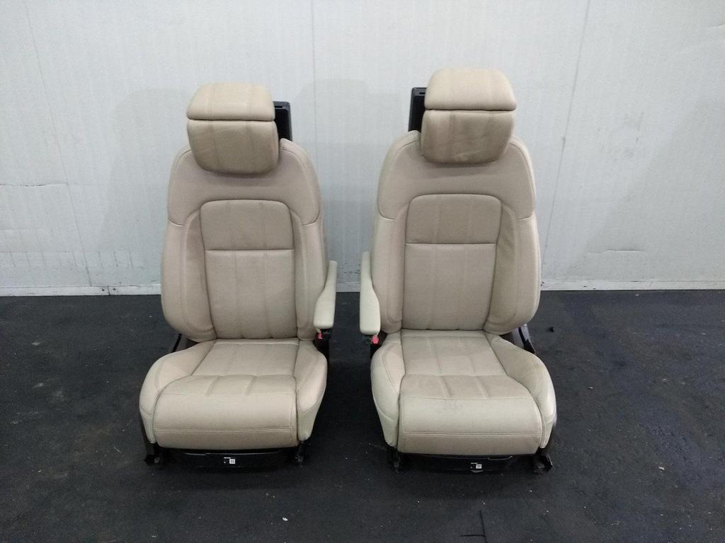 LANDROVER RANGE ROVER SPORT L494 D250 MHEV 4X4 INTERIEUR COM, Ophalen of Verzenden, Gebruikt, Stiba lid