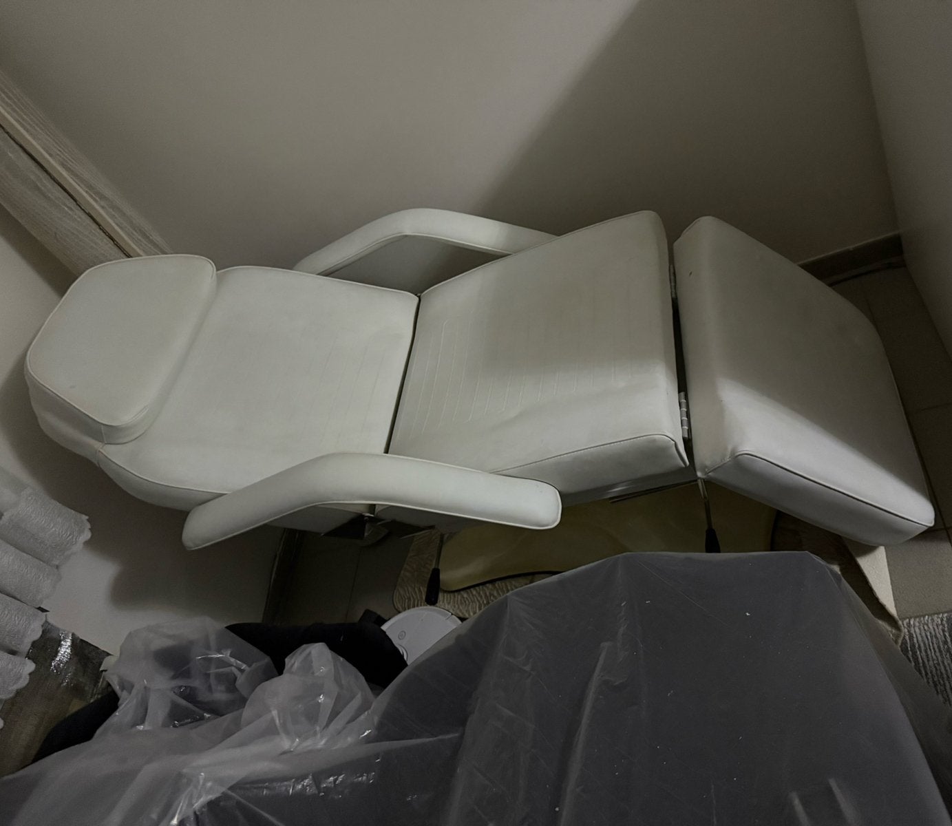 Beautybed /beauty tafel/ massage tafel, Enlèvement, Utilisé, Cuir, Une