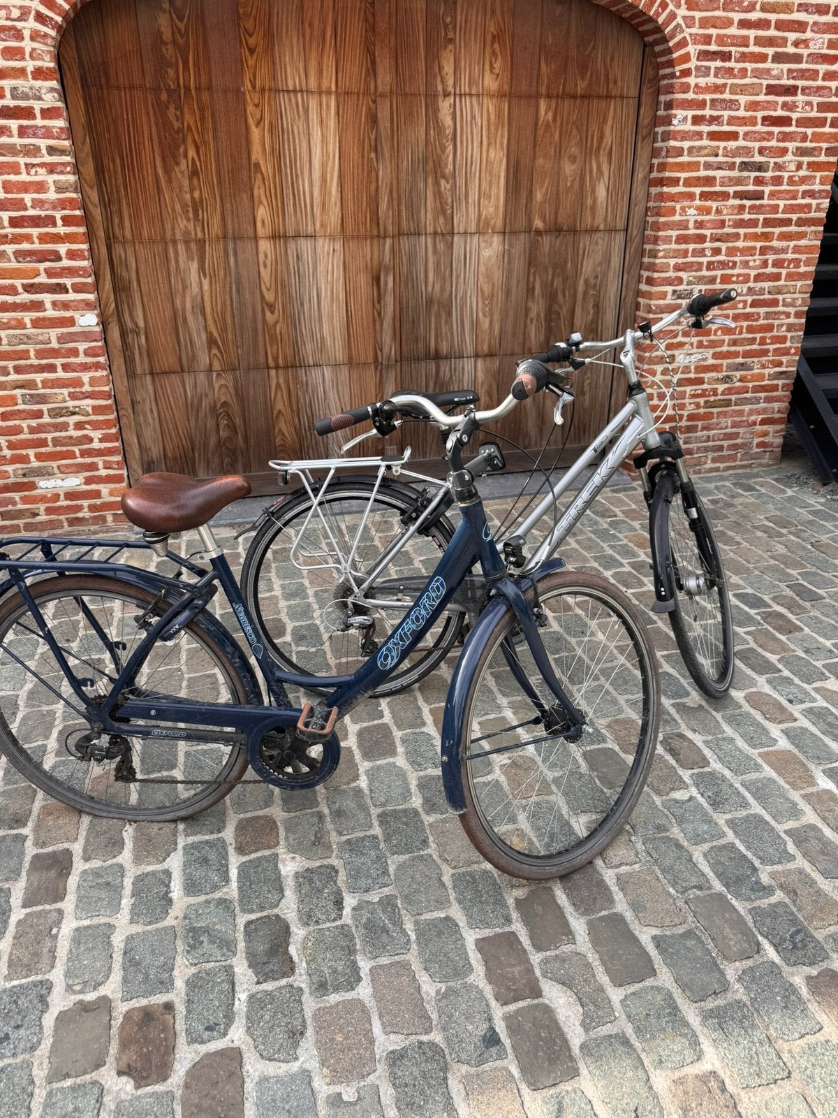 2 damesfietsen, Ophalen, Gebruikt