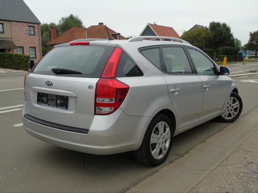 Kia Ceed Sw 1.6 CRDI *08/2011 *Digitale Airco * EURO 5, Autos, Entreprise, Boîte manuelle, Noir, 5 portes