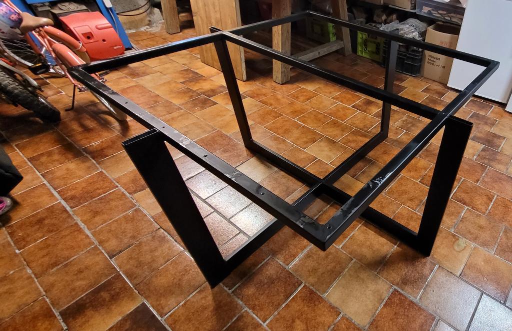 zwart gelakt metalen onderstel in prima staat !! voor tafel, Ophalen, Zo goed als nieuw, Vierkant, Metaal