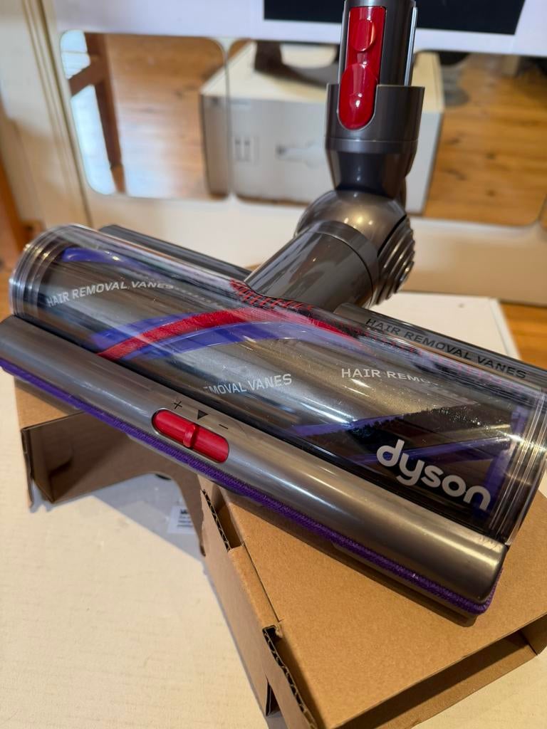 Brosse Dyson Gen5 nouvelle jamais touché le sol et original, Ophalen of Verzenden, Nieuw