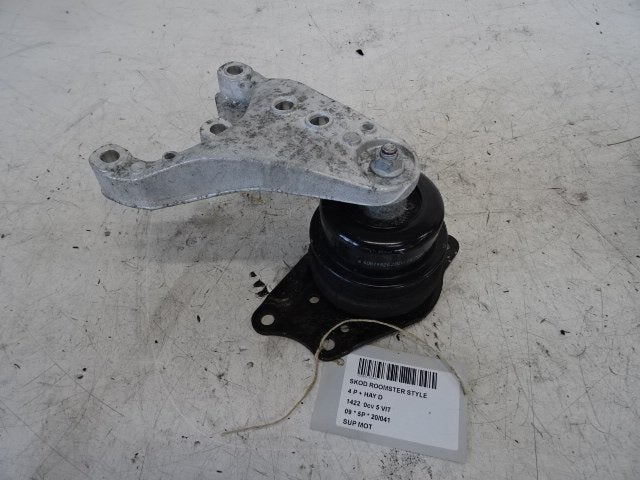 MOTORSTEUN Skoda Roomster (5J) (6Q0199185AB), Auto-onderdelen, Gebruikt, Skoda