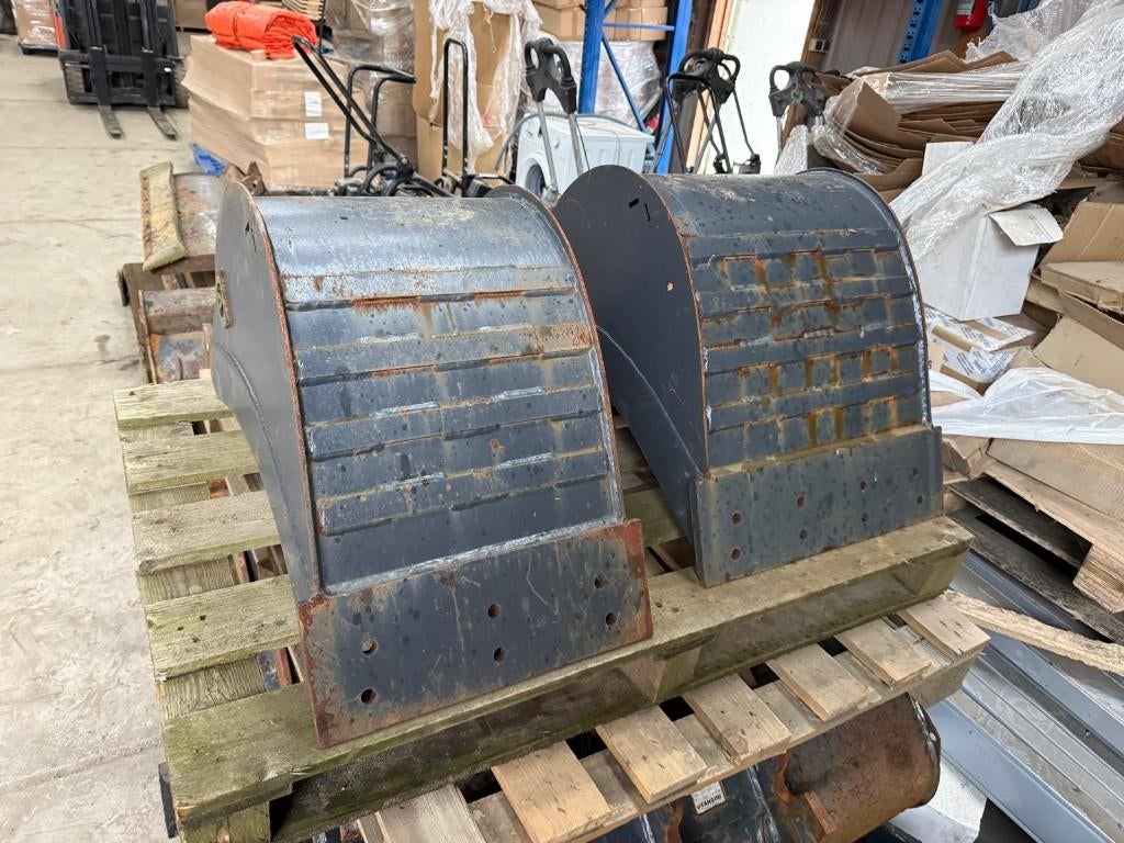 Groot Partij Meterbakken, Schepbakken en Sleuvenbakken, Zakelijke goederen, Stock en Retail | Partijen goederen, Ophalen, Tuin en Doe-het-zelf