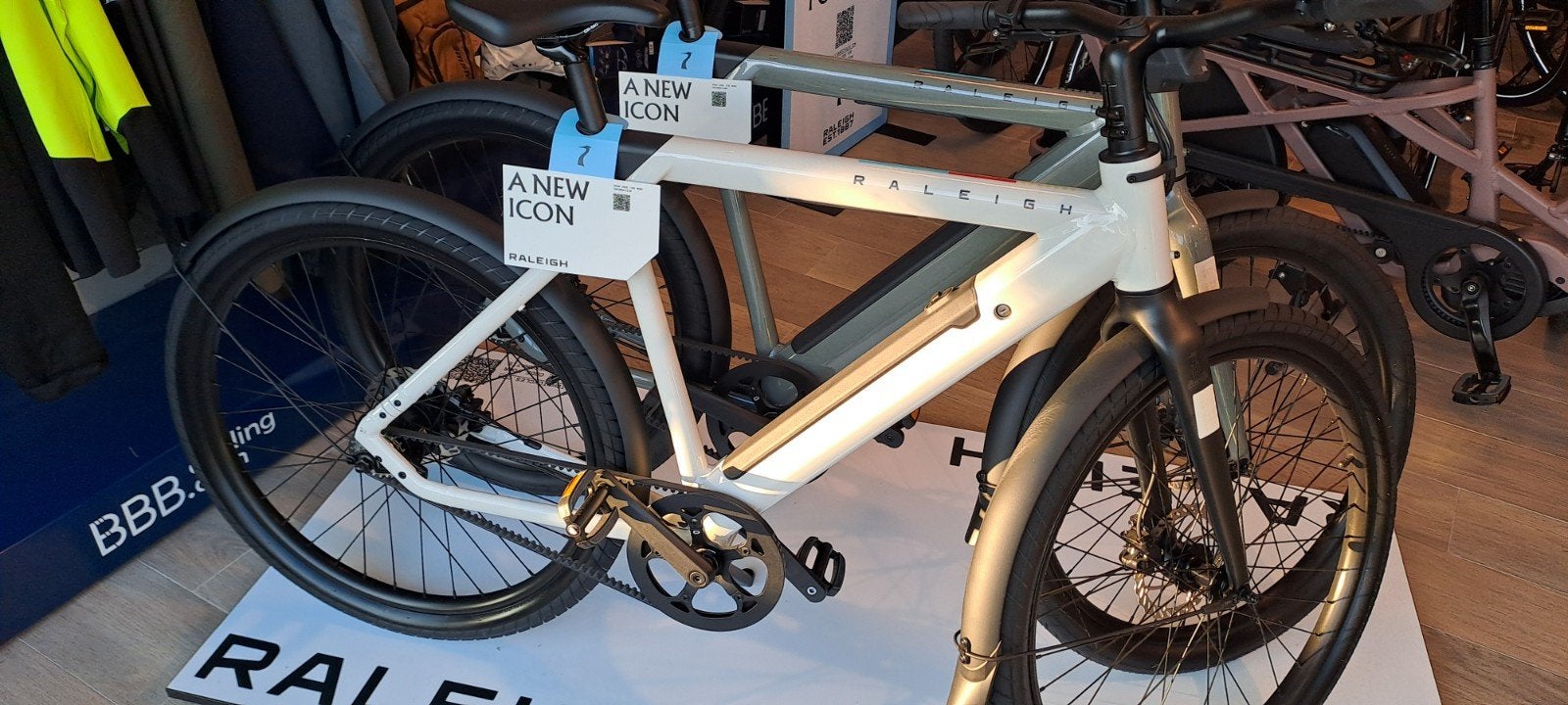 Raliegh One, Fietsen en Brommers, Nieuw, 50 km per accu of meer, 55 tot 59 cm, Ophalen