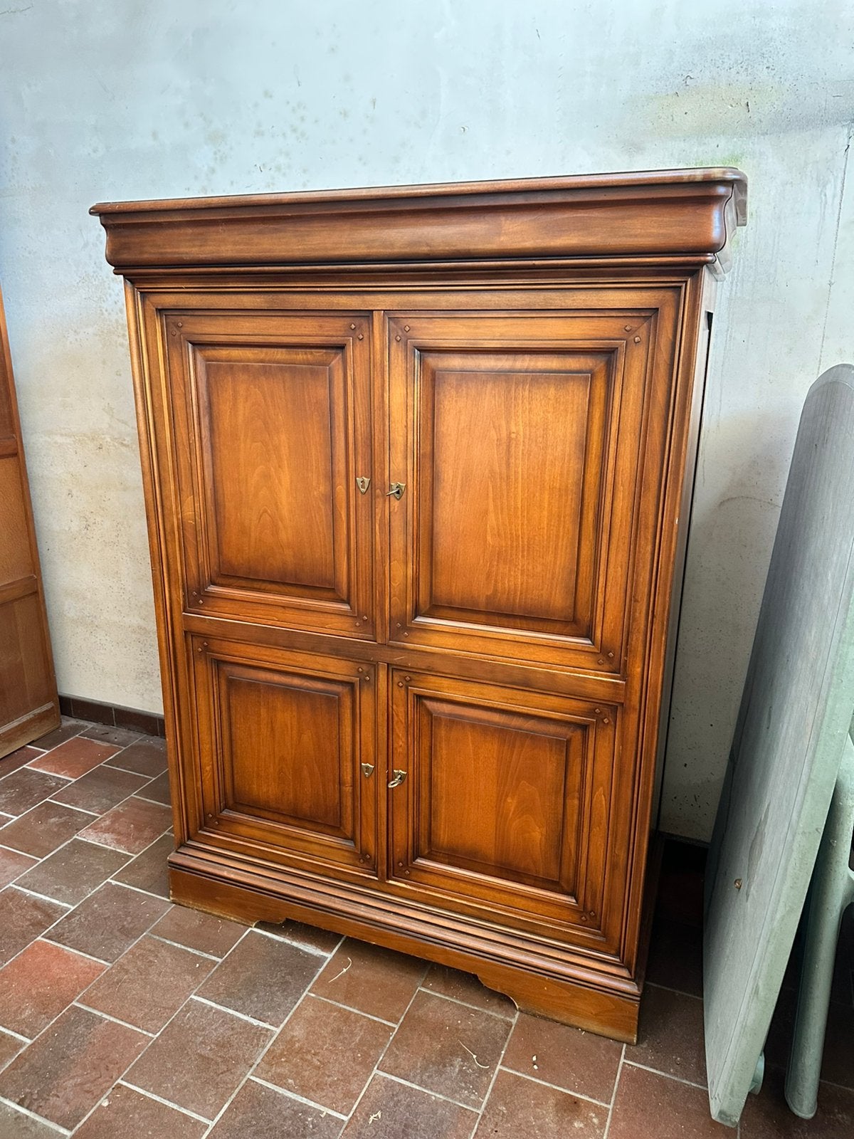 Mooie vintage tv vitrine kast te koop, Ophalen