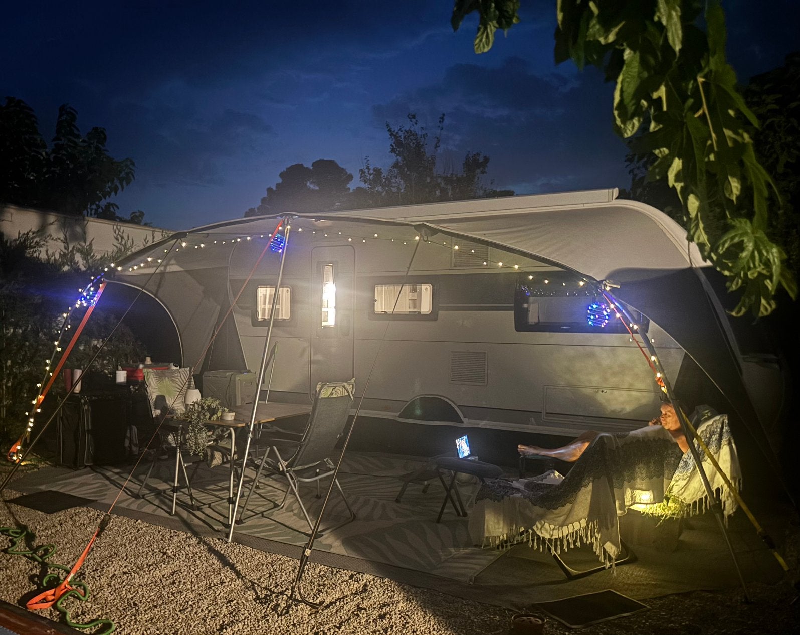 Hobby 495UL EXCELLENT, Caravans en Kamperen, Particulier, Mover, Hobby