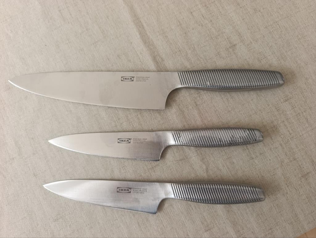 Lot 3 couteaux IKEA 365+ inox en bon état