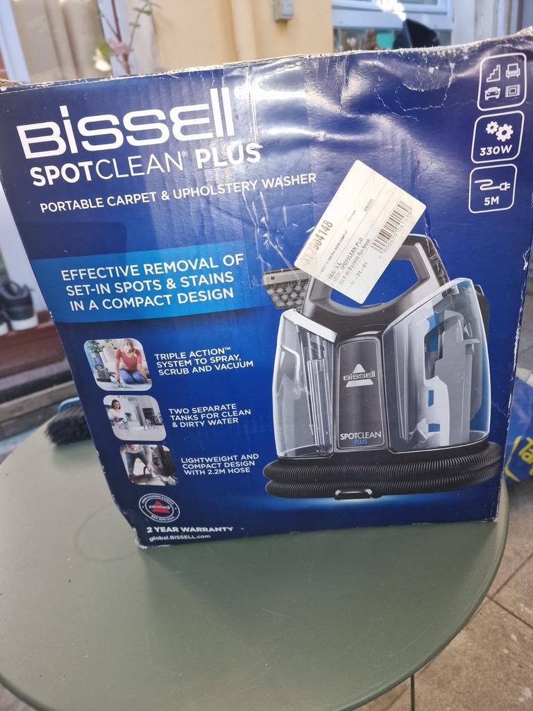 Aspirateur pour netoyage foteil et tapis marque bissell