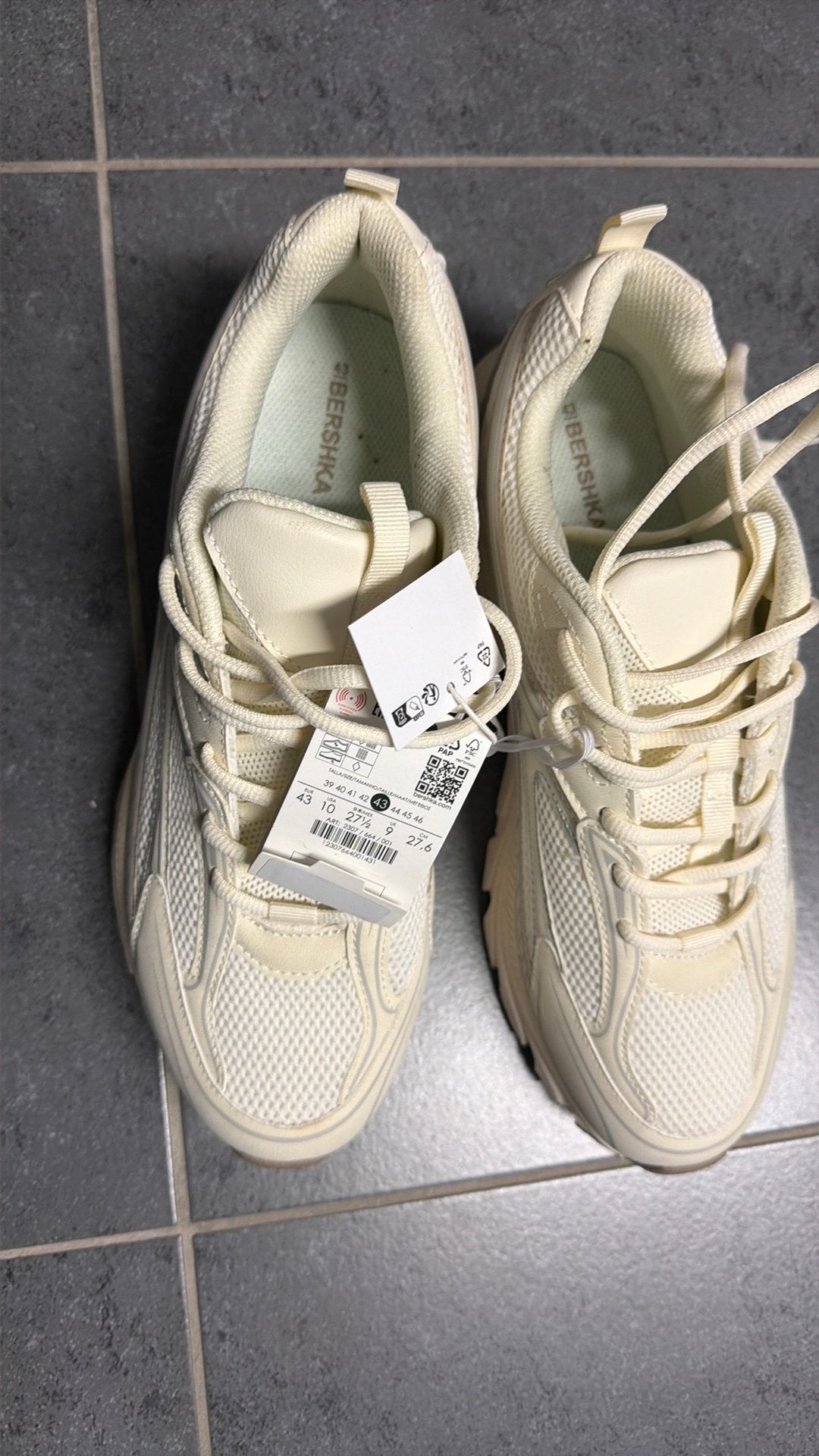 Bershka 43 neuve, Ophalen of Verzenden, Nieuw, Sportschoenen