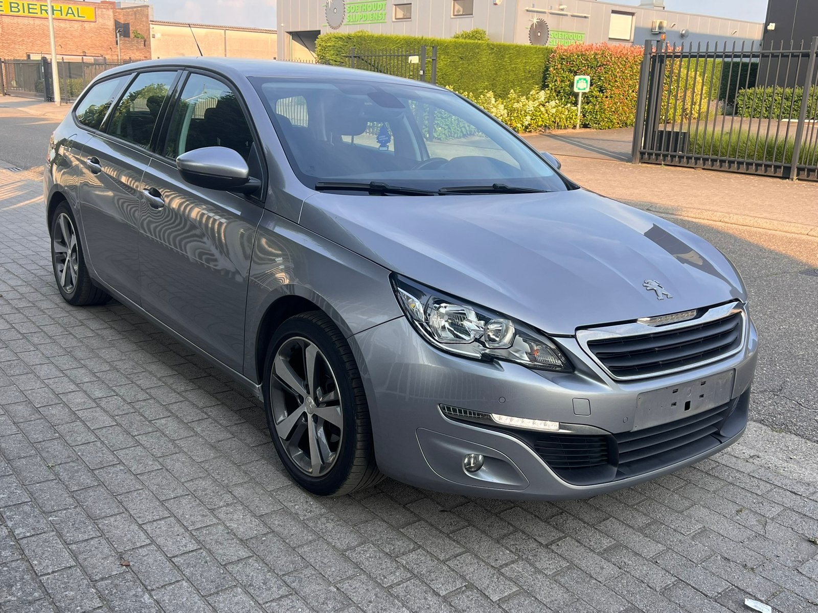 Peugeot 308 1.6HDI, bj2014, 158.000km. Euro5, Auto's, Peugeot, Euro 5, Stof, 1600 cc, Particulier
