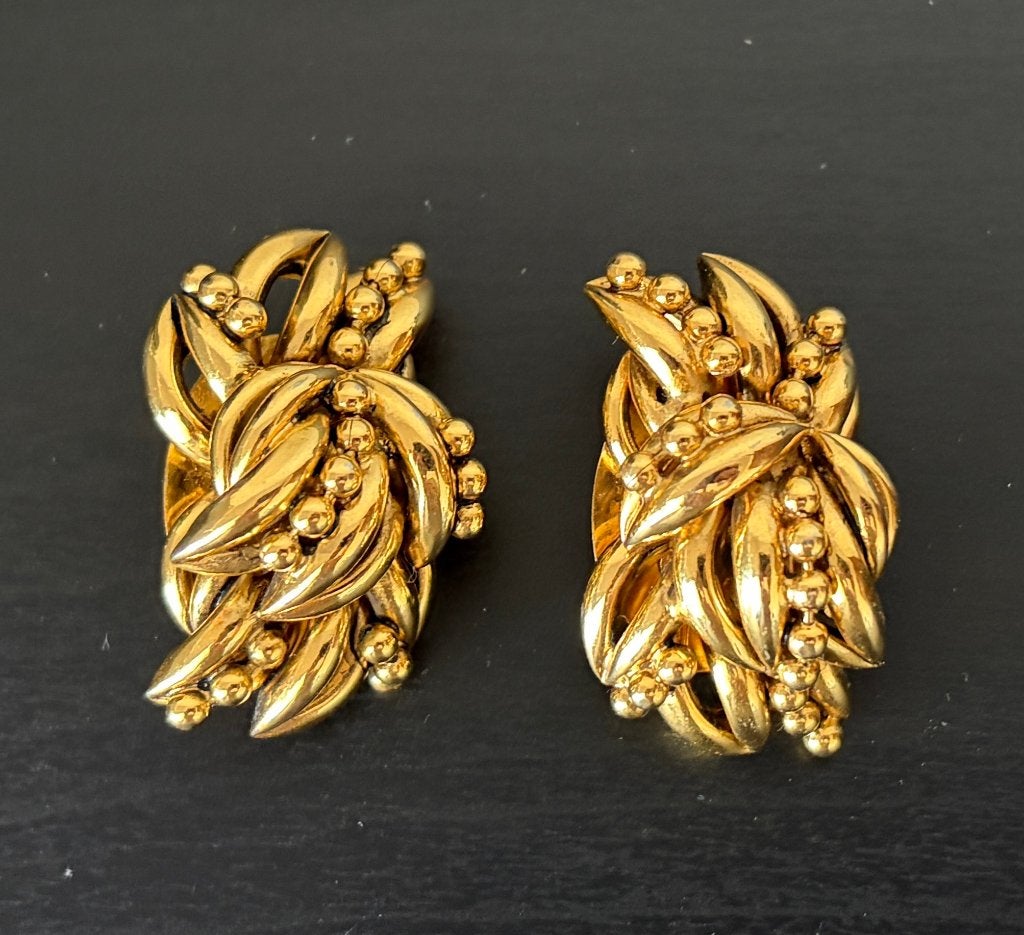 Paar vintage oorbellen uit de jaren 70, Ophalen of Verzenden, Overige materialen, Oorbellen