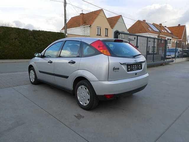 Ford Focus 1.6 i benzine 100pk Automaat 5d Ghia '00, https://public.car-pass.be/vhr/caea7a31-4ad6-4352-80c8-c16cbeee06ea, Bedrijf
