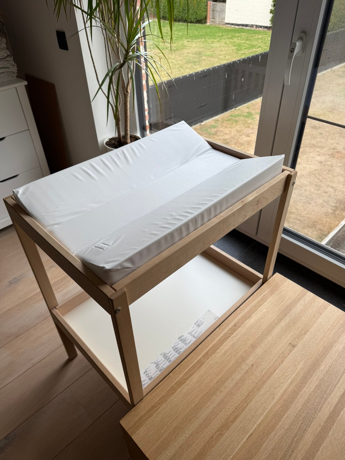 Verluiertafel & kussen, Ophalen, Zo goed als nieuw