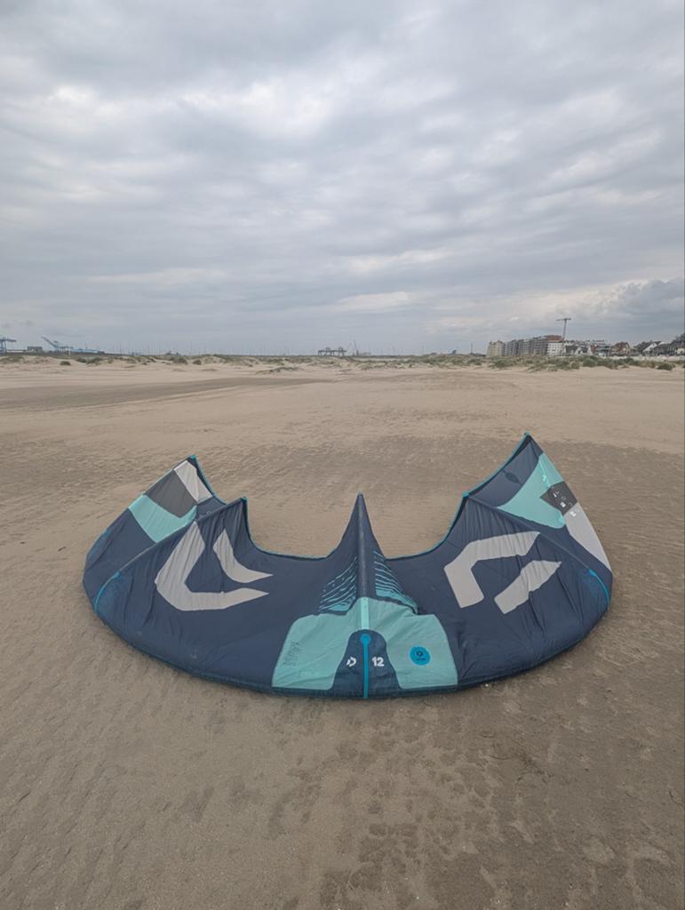Duotone rebel 2021 maat 9 en 12, Watersport en Boten, Kitesurfen, Ophalen