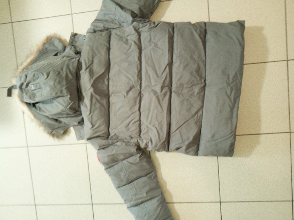 Doudoune Canada Goose, M, Enlèvement ou Envoi, Neuf, Taille 48/50 (M), Gris