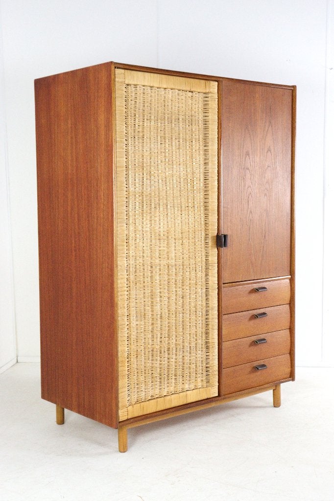 Muggenthaler kledingkast meidenkast kast vintage, Huis en Inrichting, Kasten | Kleerkasten, Zo goed als nieuw, 150 tot 200 cm