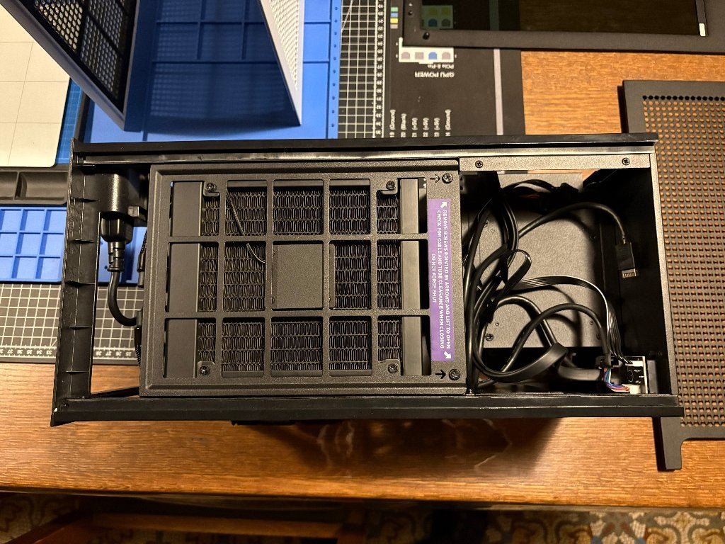 Boîtier en verre trempé NZXT H1, Informatique & Logiciels, Boîtiers d'ordinateurs, Utilisé, Enlèvement