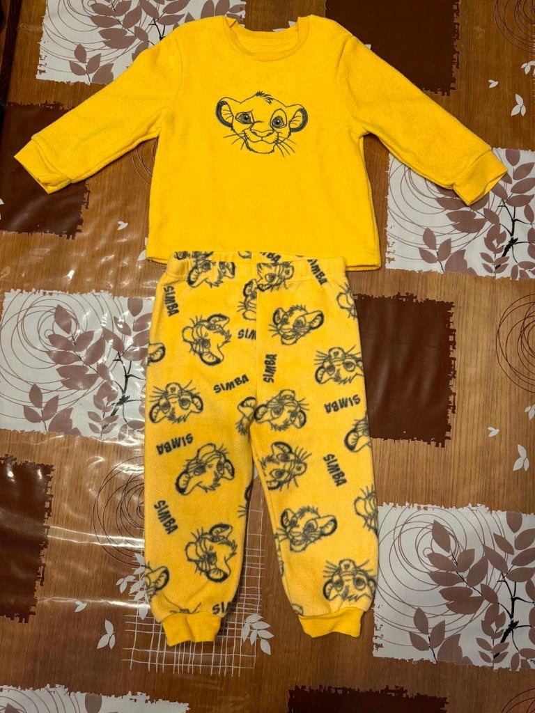Vêtements bébé taille 86, Kinderen en Baby's, Babykleding | Maat 68, Ophalen, Zo goed als nieuw, Jongetje of Meisje, Overige typen