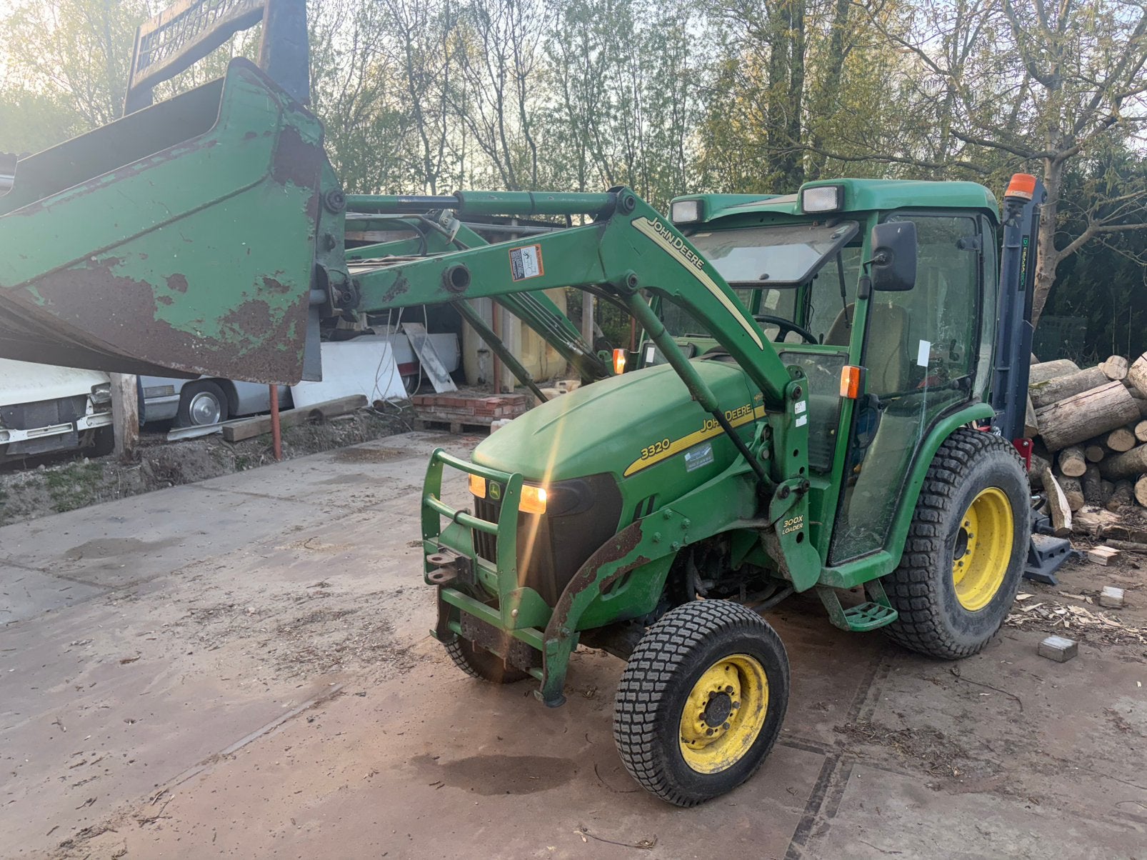 2005john deere 3320 hydrostaat voorlader 4x4, Enlèvement
