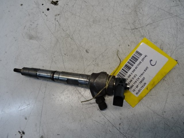 INJECTOR BRANDSTOF Peugeot 308 SW (L4 / L9 / LC / LJ / LR), Kontakt-peugeot@peugeot.com, Gebruikt, Peugeot Deutschland GmbH, Bahnhofsplatz
65423  Rüsselsheim, DE
