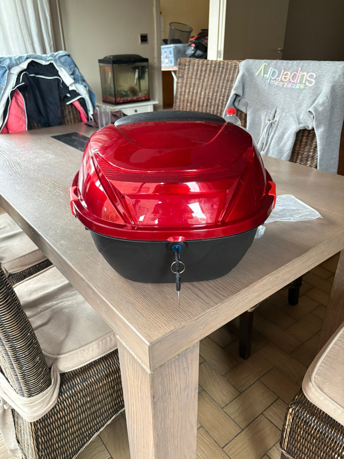 Gloednieuwe kofferbakje voor een scooter, Enlèvement, Comme neuf