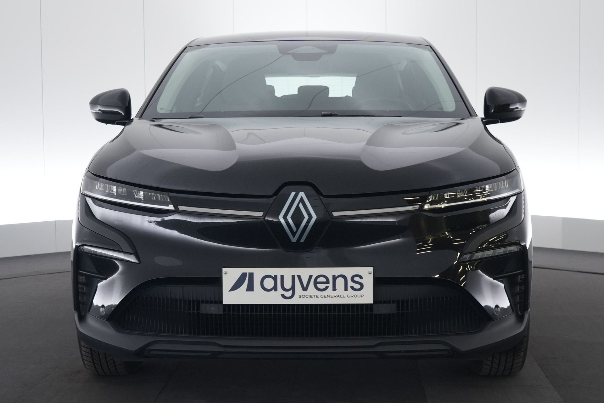 (2CQJ834) RENAULT MEGANE E-TECH, Autos, Achat, Réception radio numérique, Entreprise, Carnet d'entretien