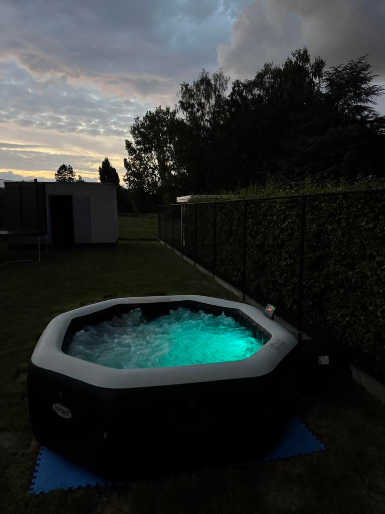 Spa gonflable Intex Pure Spa Jet & Bubble Deluxe - 6 pers., Jardin & Terrasse, Bains à remous et Spas, Enlèvement, Tapis de sol