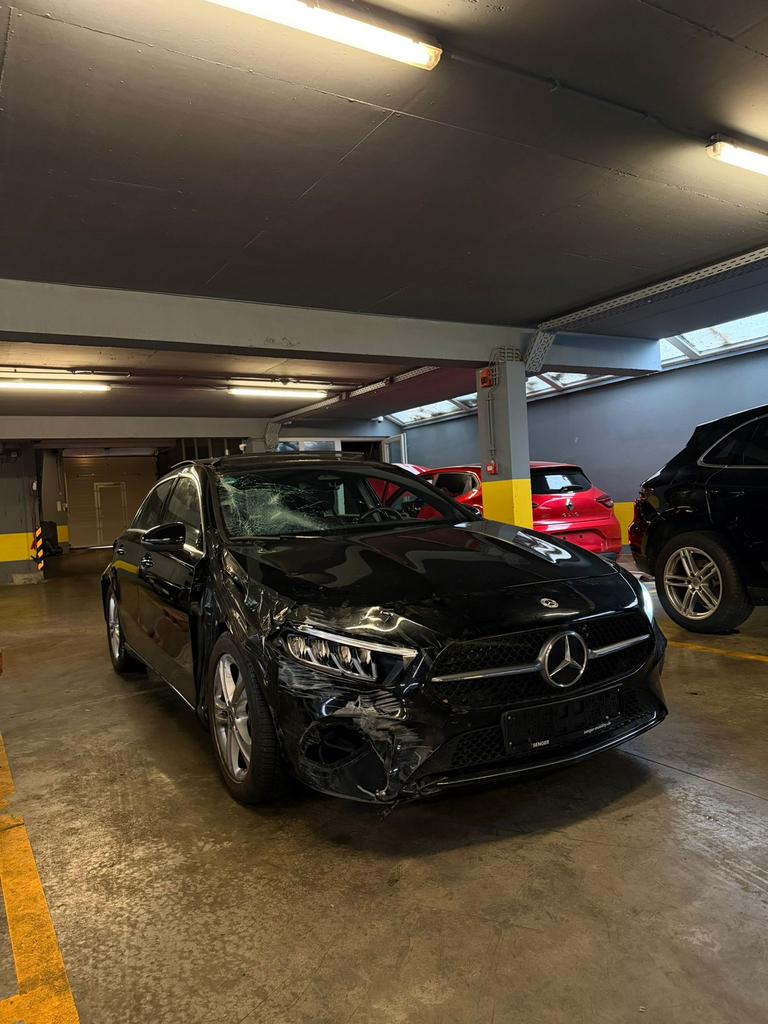 Mercedes Benz Klasse A, Auto's, 140 g/km, 4 cilinders, Leder en Stof, Zwart