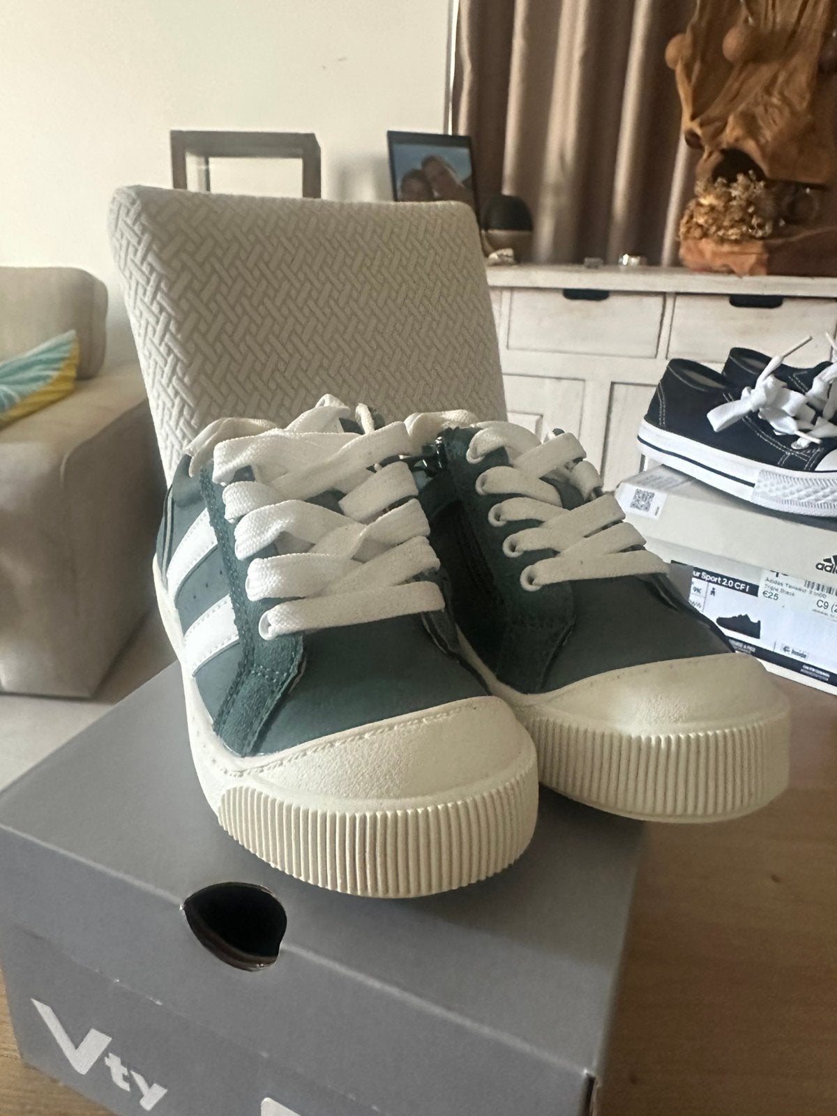 Mooie nieuwe kinderschoenen maatje 29, Enfants & Bébés, Vêtements enfant | Chaussures & Chaussettes, Enlèvement, Neuf