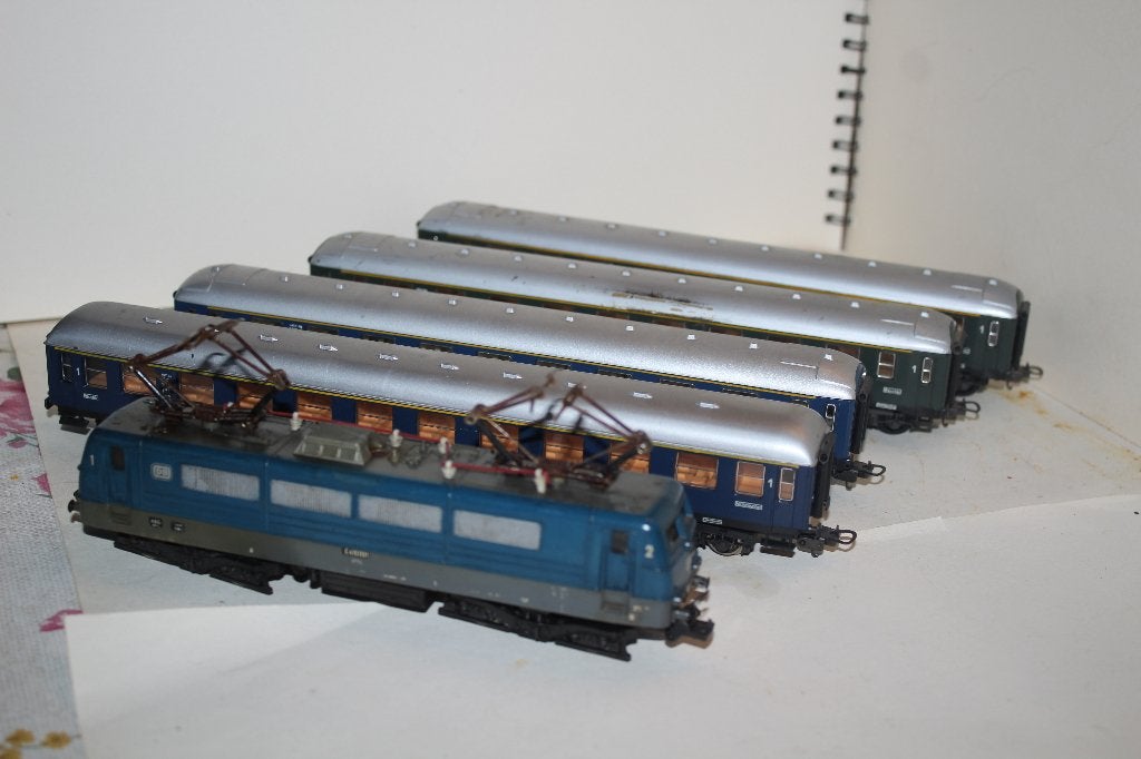lima ho loco DB + 4 voitures DB, Locomotive, Lima, Envoi, Courant continu