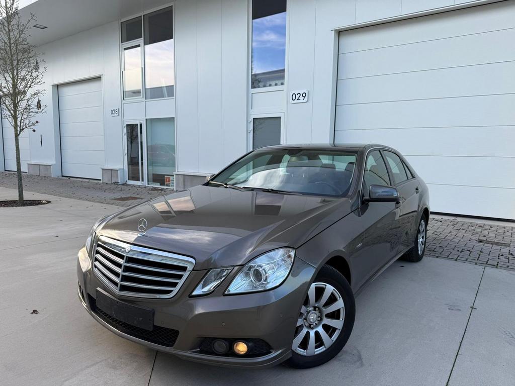 Mercedes E220 - Automaat - 2.2 Diesel - Leder - Euro 5, Autos, Euro 5, Achat, Diesel, Automatique