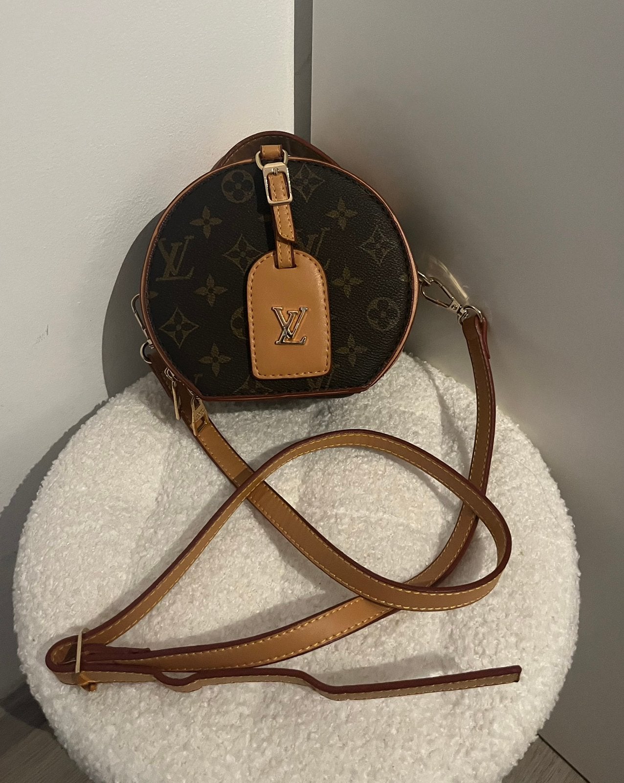 LOUIS VUITTON MONOGRAM BOITE CHAPEAU SOUPLE MM BAG, Enlèvement, Neuf