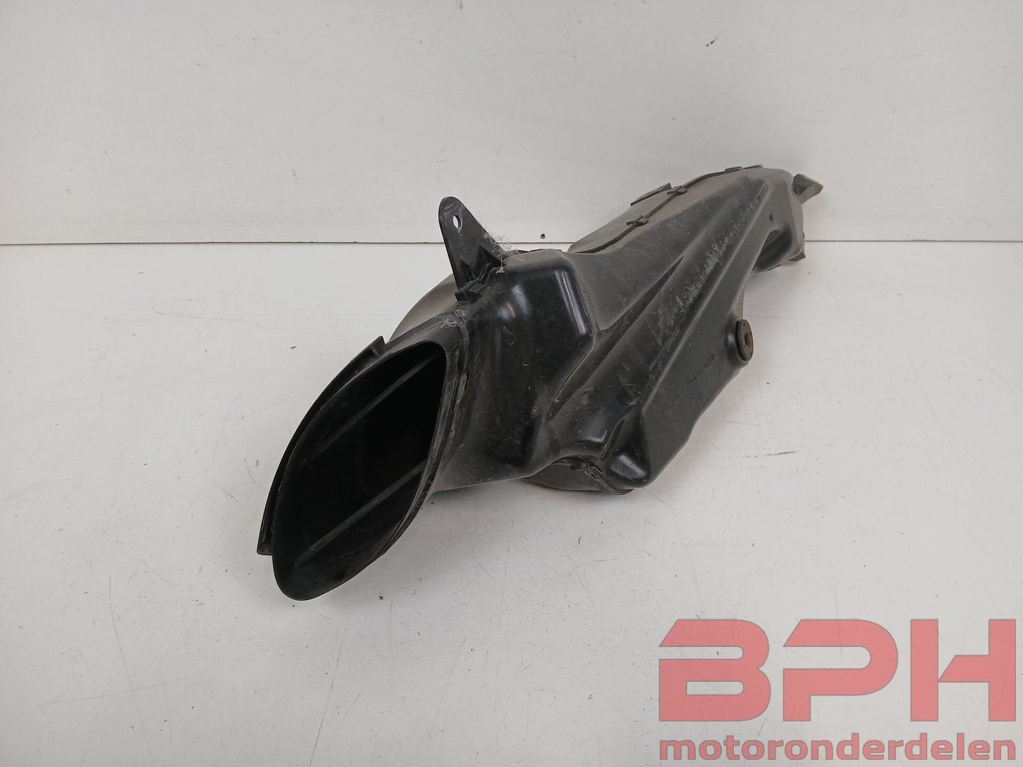 Linker ramair buis Suzuki GSX-R 1000 K9 L0 L1 L2 L3 L4 L5 L6, -, Utilisé, -, -
