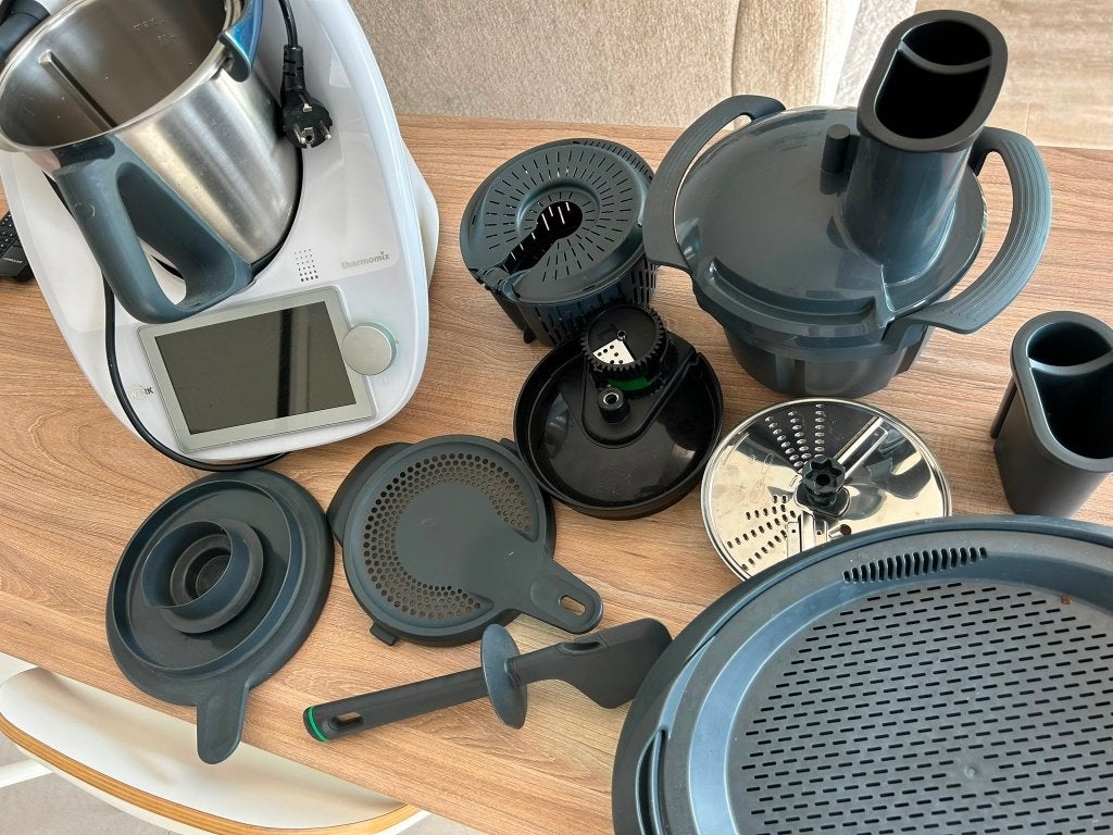 THERMOMIX TM6 AVEC FACTURE ACHAT 11/2024, Résiste au lave-vaisselle, Enlèvement ou Envoi, Comme neuf, 3 à 4 litres