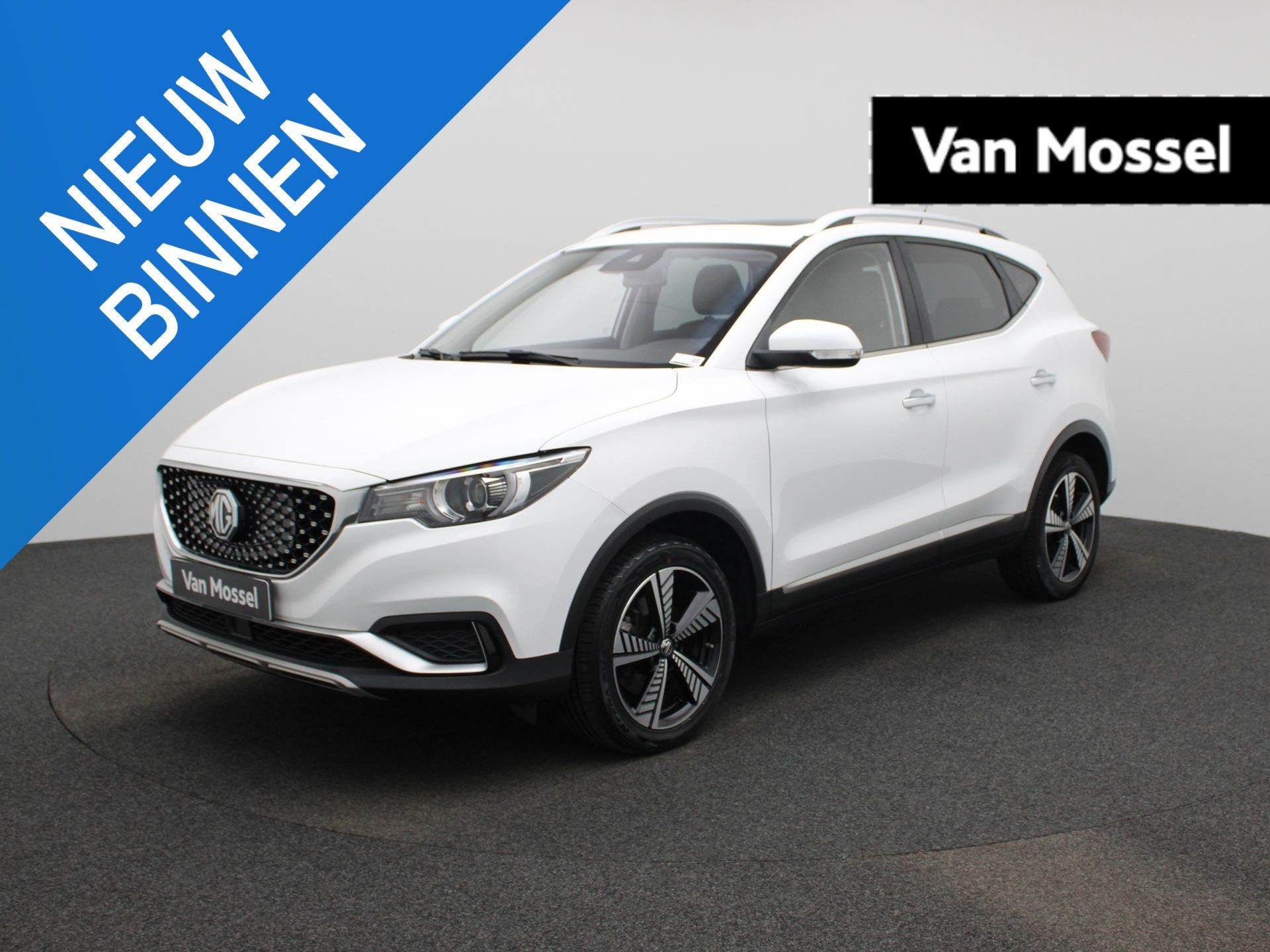 MG MG ZS EV Luxury 45 kWh PANO | LEDER | CAMERA, Auto's, 45 kWh, Gebruikt, Parkeersensor, ZS