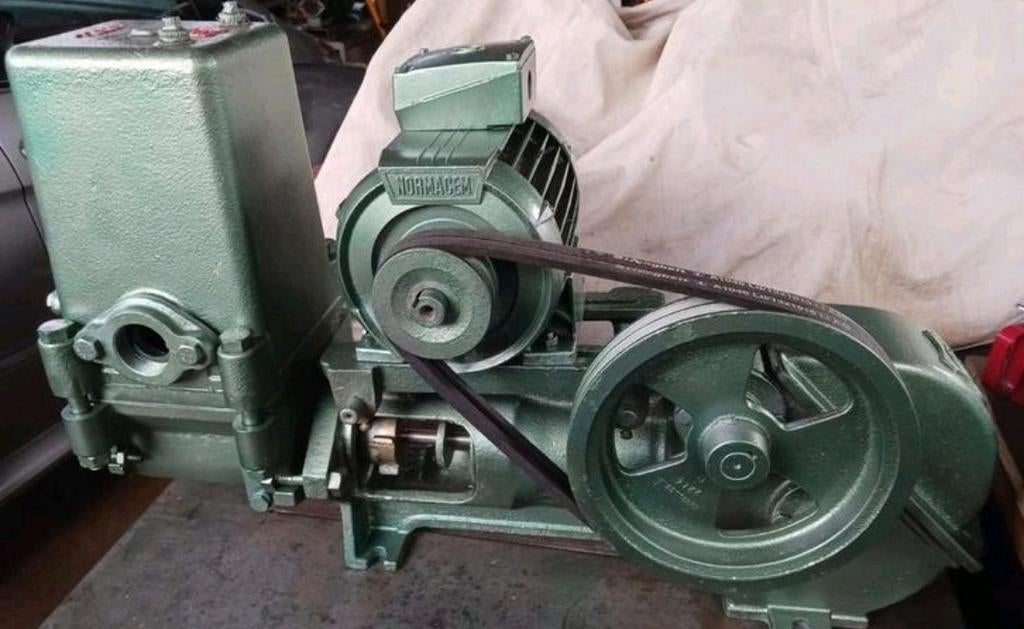 Gereviseerde pomp Clasal 4000L, Ophalen