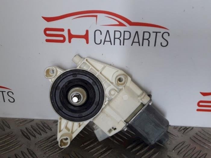 Moteur de vitre portière d'un Mercedes A-Klasse, Autos : Pièces & Accessoires, 3 mois de garantie, Utilisé, -, -