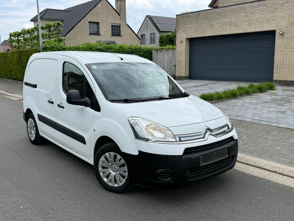 Citroën Berlingo 1.6 Benzine/3plaats/Lichte Vracht/Trekhaak, Euro 5, Achat, Boîte manuelle, 5 portes