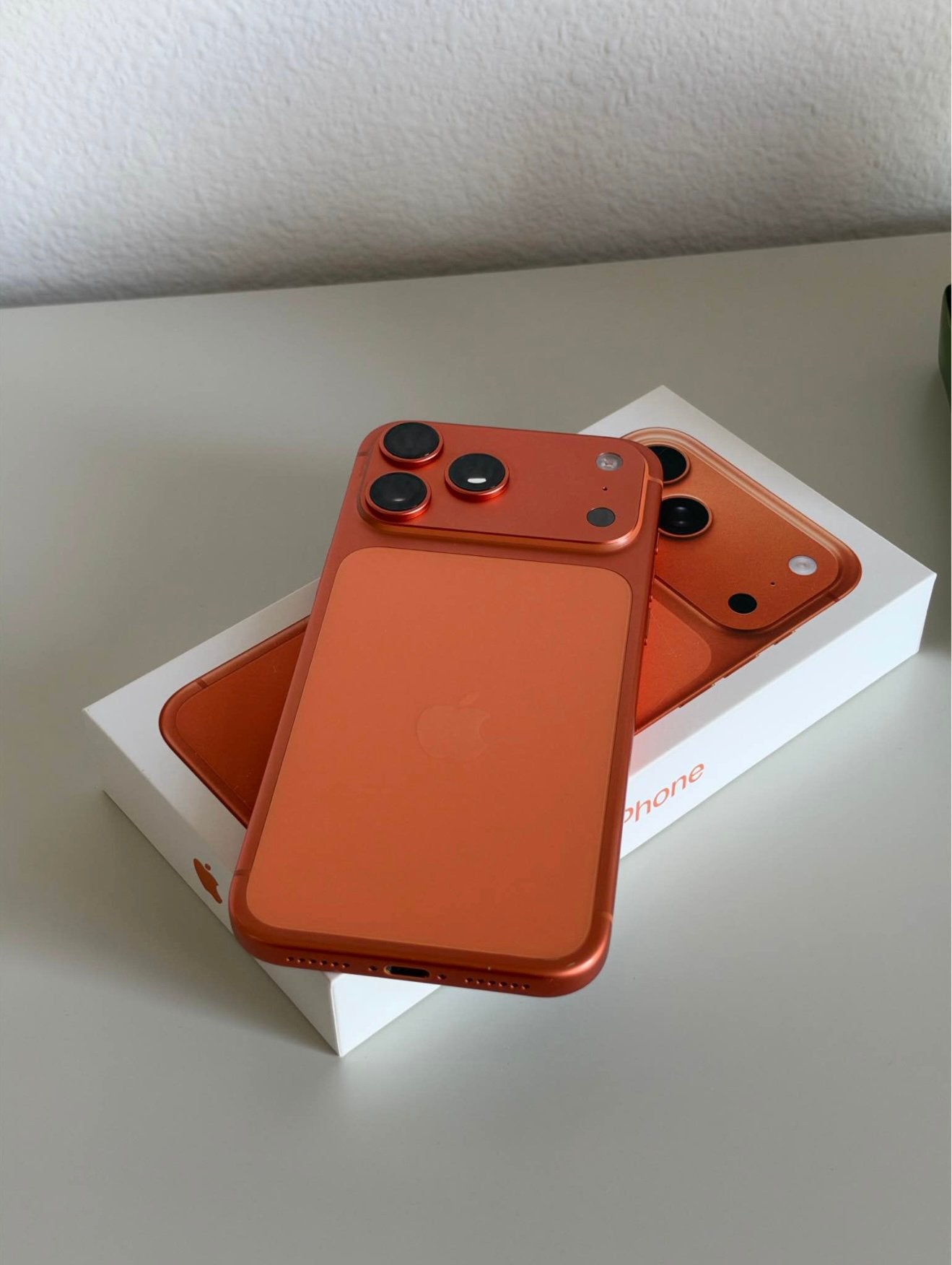 iPhone 17 Pro Max - orange cosmique, Enlèvement ou Envoi, Comme neuf, Apple, IPhone 17