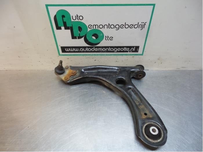 Bras de suspension avant gauche d'un Skoda Citigo (Citigo 12, -, 3 mois de garantie, Utilisé, Skoda