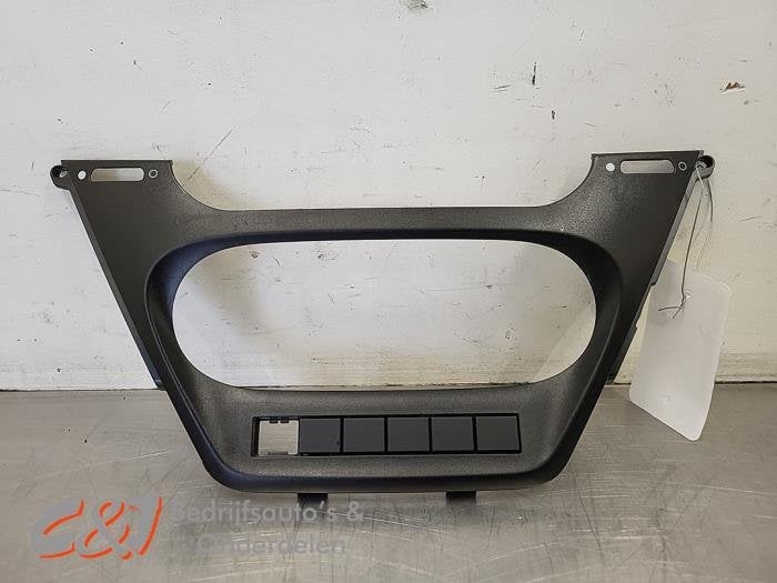 Dashboard deel van een Iveco New Daily, Gebruikt, -, Overige automerken, -