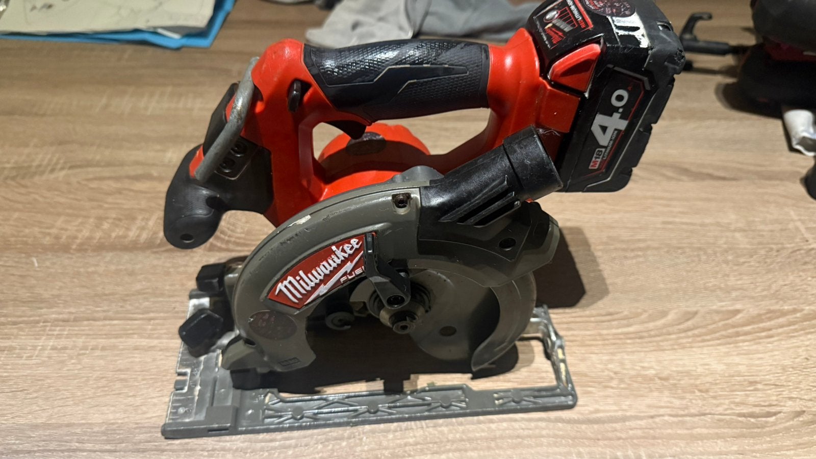 Milwaukee M18 CCS55, Doe-het-zelf en Bouw, Ophalen, Overige typen, Zo goed als nieuw, 30 tot 70 mm