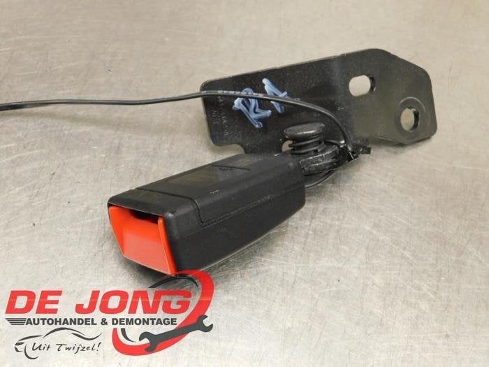 Insertion ceinture de sécurité arrière droite d'un Jeep R, Jeep, -, 3 mois de garantie, Utilisé