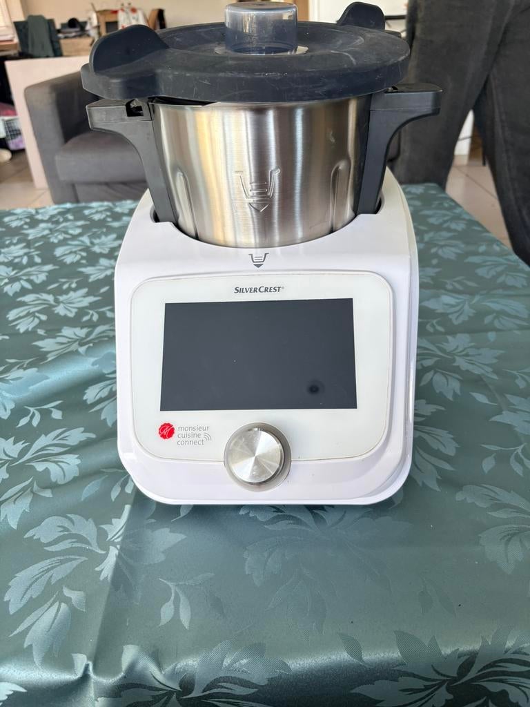 Monsieur Cuisine Connect + accessoires + livre, Enlèvement, Comme neuf