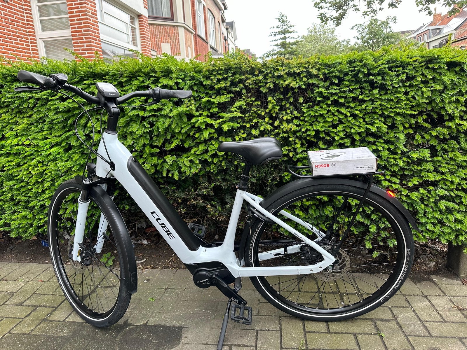 Elektrische fiets Cube bosch, Fietsen en Brommers, Ophalen, Zo goed als nieuw, Cube