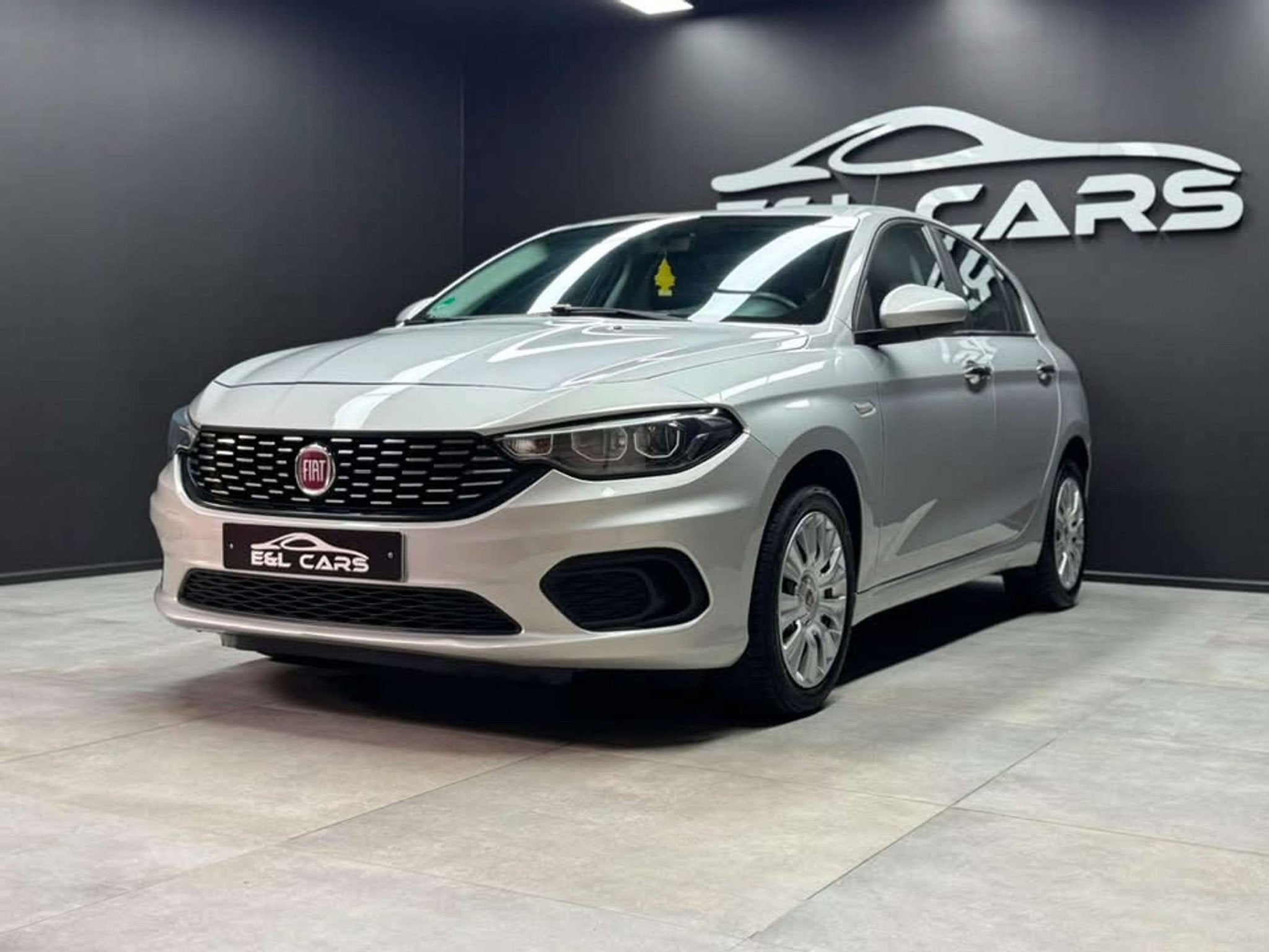 Fiat Tipo Tipo 1.3 MultiJet *12 mois de garantie*, Autos, Fiat, Argent ou Gris, Achat, Euro 6, Entreprise